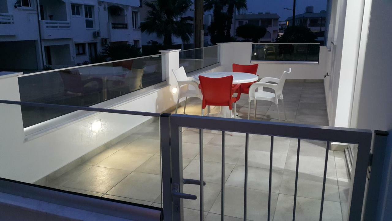 Chris'S Holiday Apt - Ayia Napa Agia Napa Exterior foto